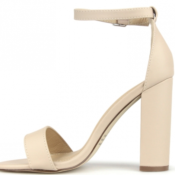 Betts Ollie Block Heels - Picture 4 of 11